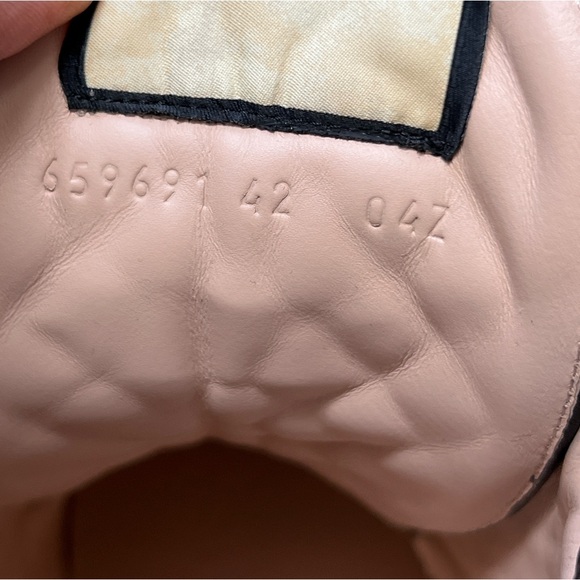 Gucci GG Women’s Quilted Lace Up Platform Black/Grey Combat Boots Size 42 - Picture 8 of 11